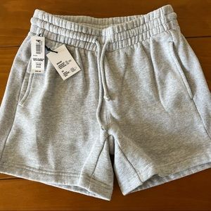 NWT Tna Cozy Boyfriend Sweatshorts 2XS